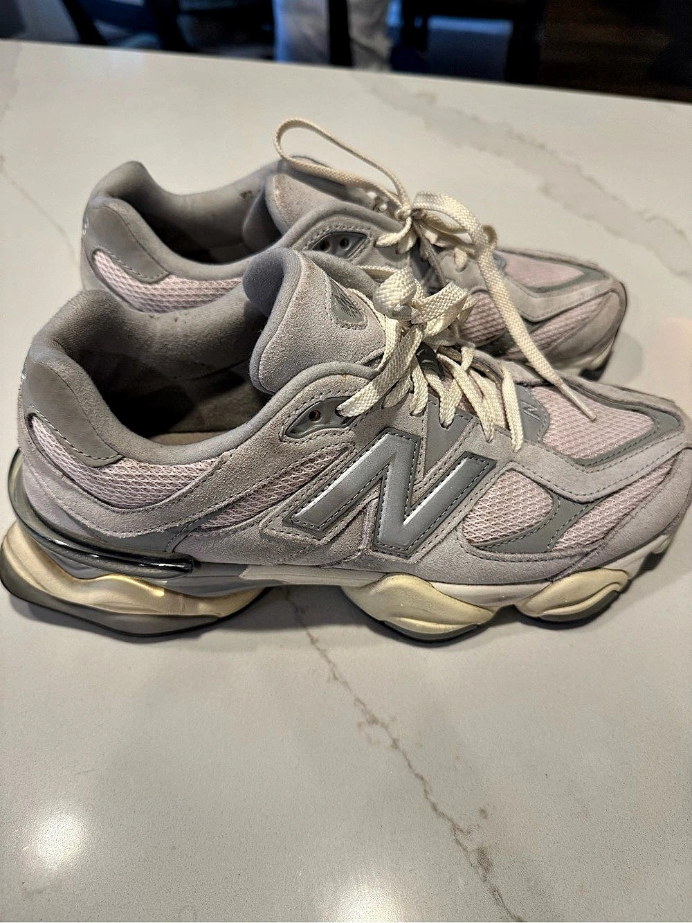 New Balance 9060 Gray & Pink Sneakers